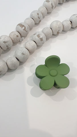 SEMI | GREEN FLOWER CLAW CLIP