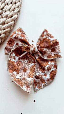 HH | ORANGE MUM SASSY HAIR BOW