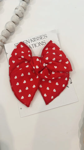 SEMI | RED WITH WHITE HEARTS SASSY