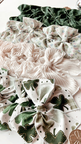 LUCKY | SASSY BOWS