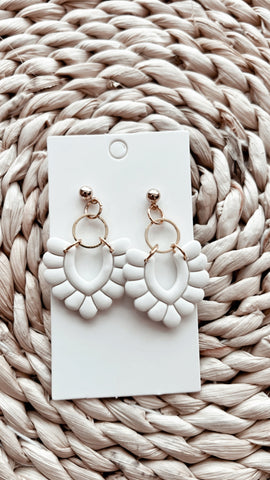 CLAY | DIANNE DANGLES WHITE