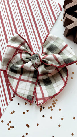 HJ | GREEN AND RED PLAID SASSY BOW