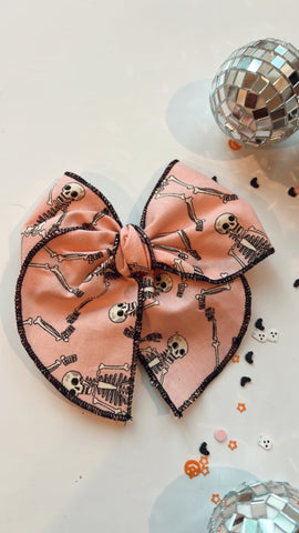 WIT | PINK SKELLY SKELLY SASSY HAIR BOW