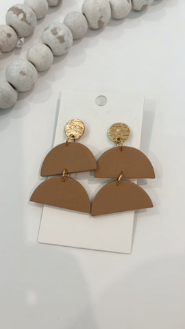 SEMI | BEIGE HALF CIRCLE DANGLES
