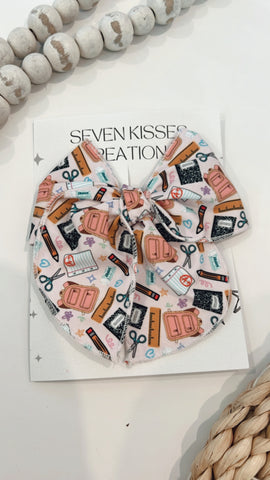 SEMI | SCHOOL SUPPLIES SASSY HAIR BOW