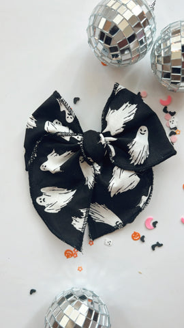 WIT | BLACK GHOST GLOW IN THE DARK SASSY BOW