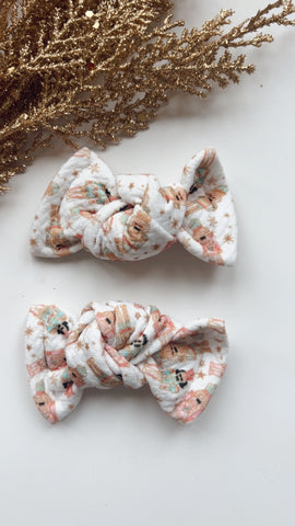 PNK | NUTCRACKER KNOTTED PIGGIES