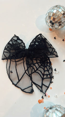 WIT | BLACK SPIDER WEB SASSY HAIR BOW