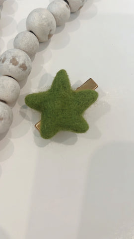 SEMI | GREEN STAR FELTIE CLIP