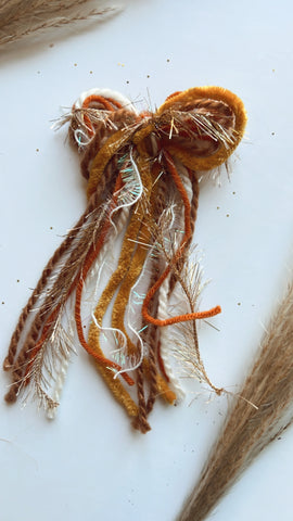 HRT | YARN BOW